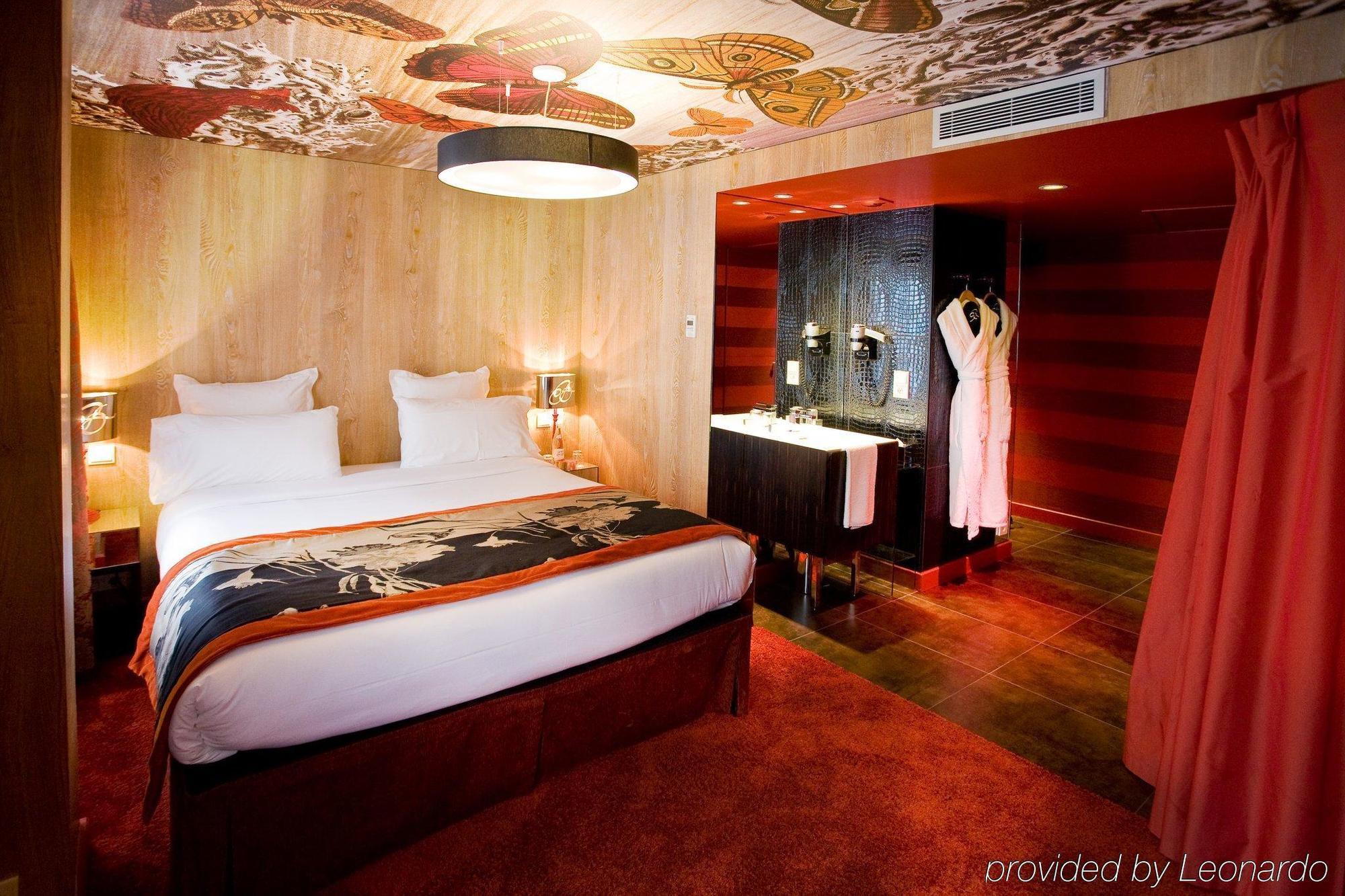 Hotel Le Bellechasse Saint-Germain Paris Room photo